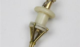 蚯蚓打结是什么梗